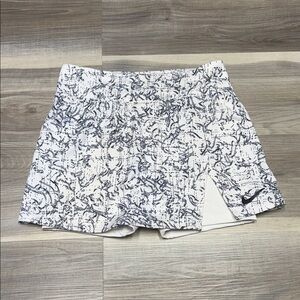 Nike Women's Athletic Skort - White with Black Abstract Design size XS